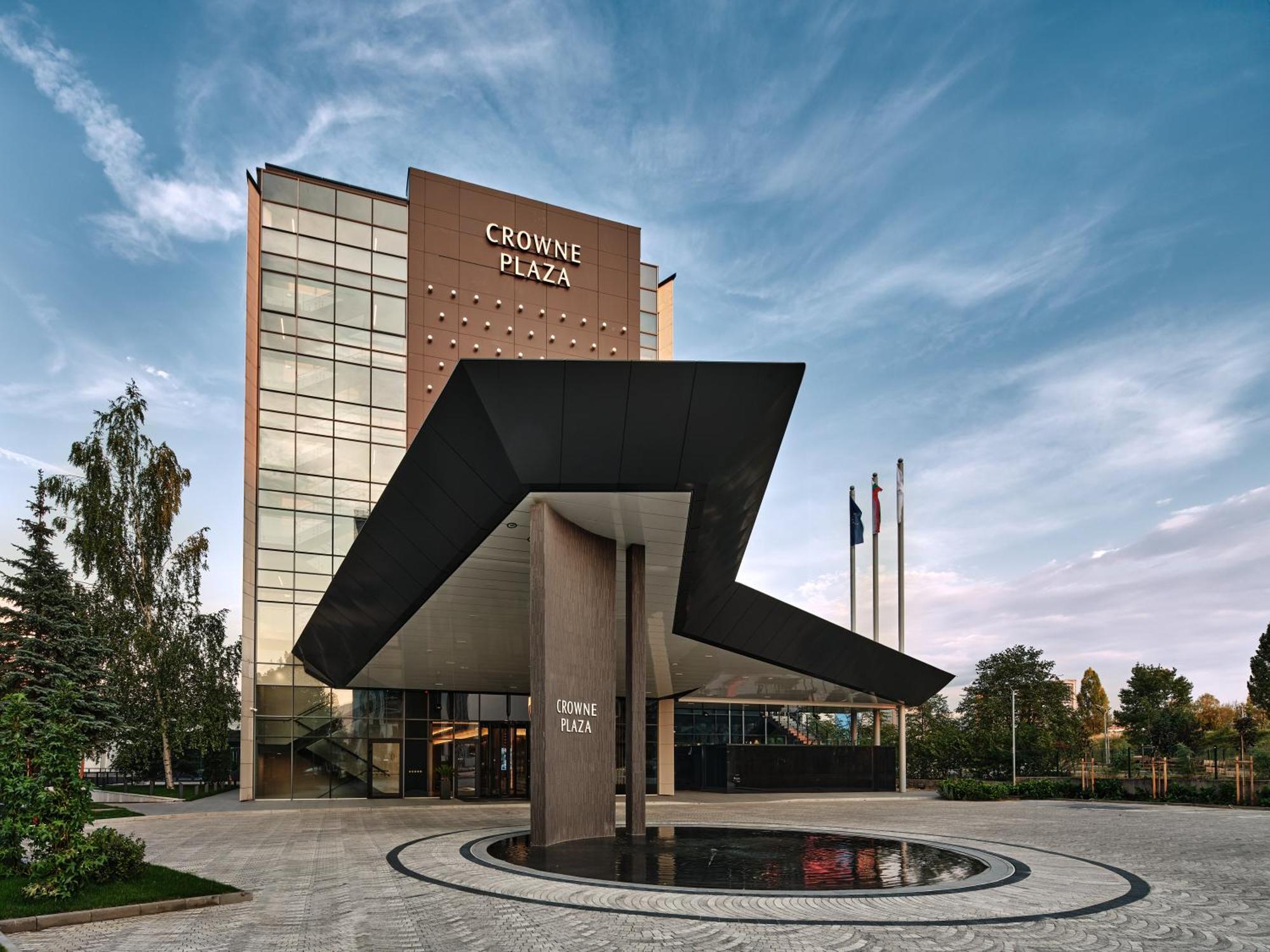 Crowne Plaza Sofia, An Ihg Hotel Exterior foto